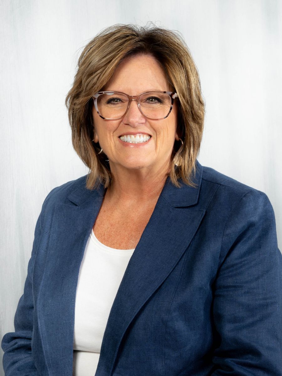Dr. Cynthia Mullinax, Nursing Program Director and Instructor