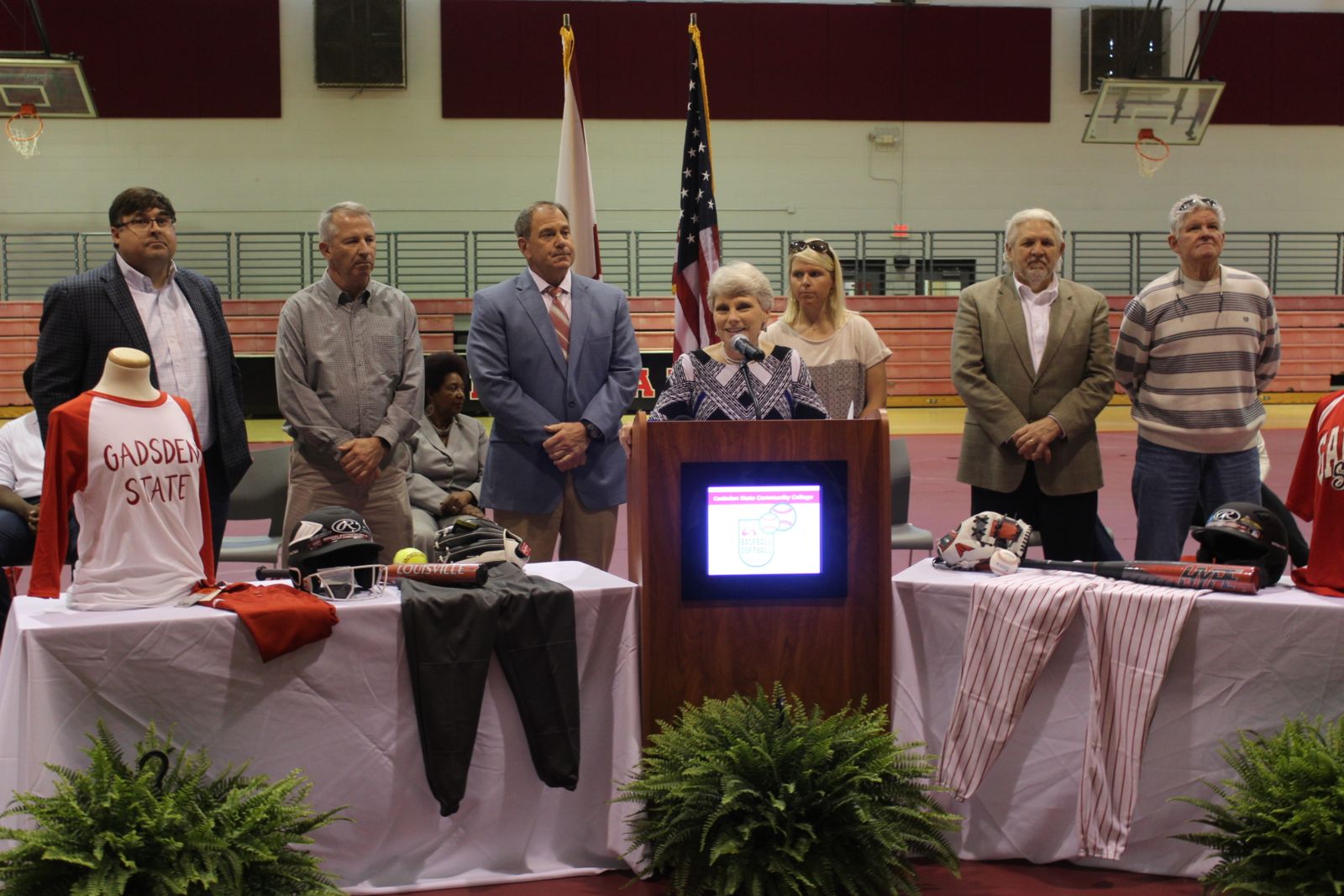 Dr. Kathy Murphy announces the reinstatement of the baseball and softball programs at Gadsden State. She is joined by some of the members of the Reinstatement Committee: Kyle Reeves, Mike Robertson, Craig Ford, Courtney Brothers, Steve Hildebrant and Hugh Stump