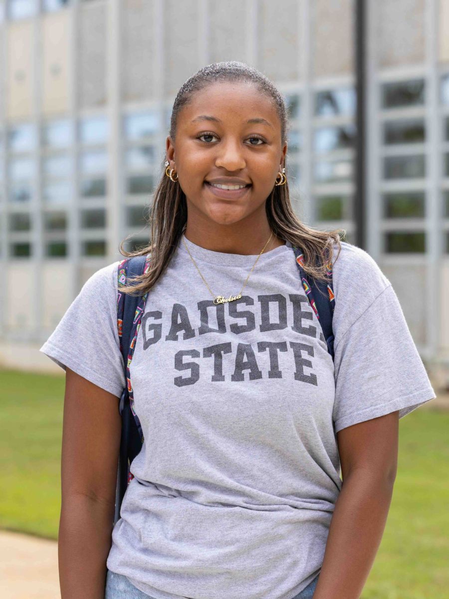 A student in the library on the Wallace Drive Campus