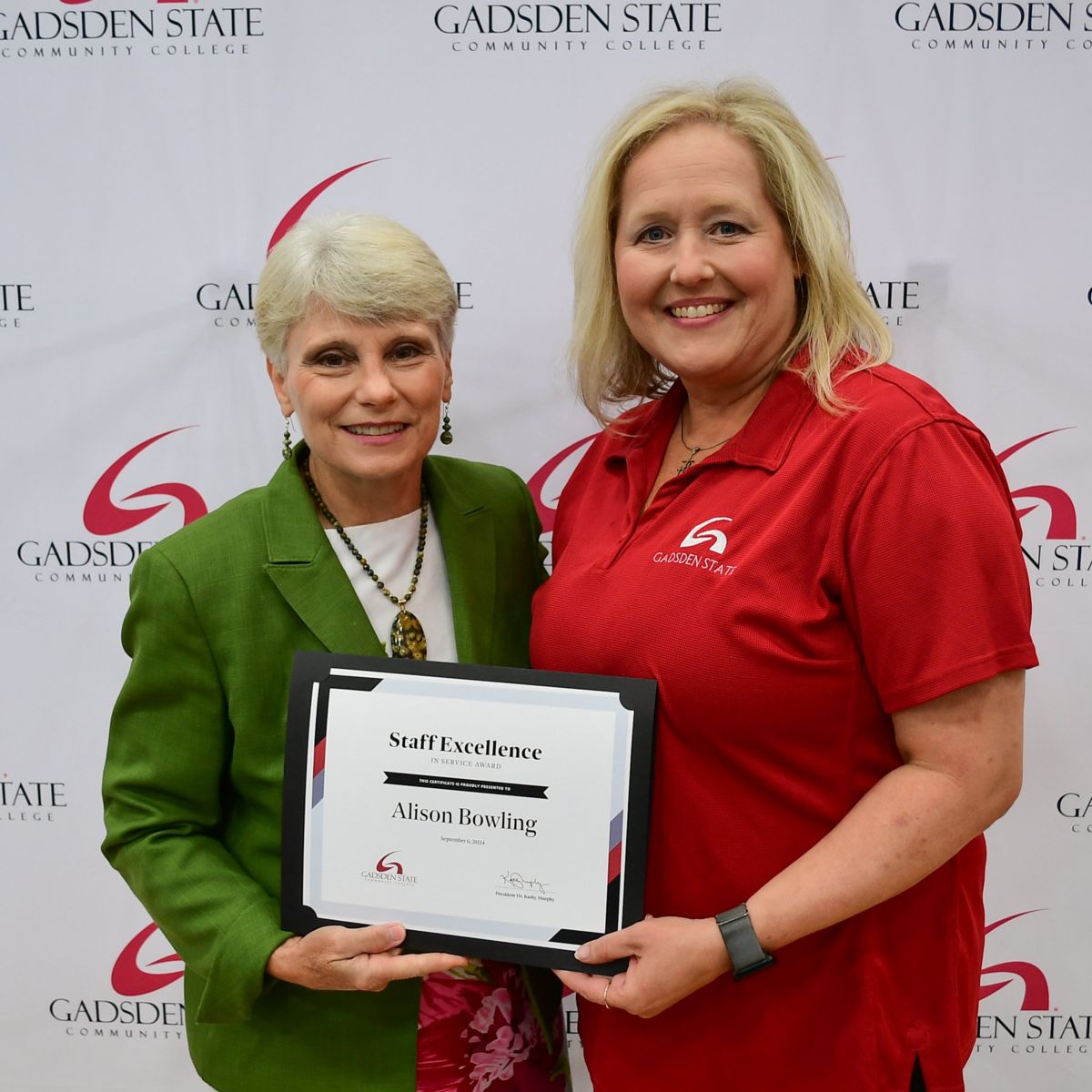 Gadsden State president Dr. Kathy Murphy with 2024 Staff Excellence in Service award winner Alison Bowling.