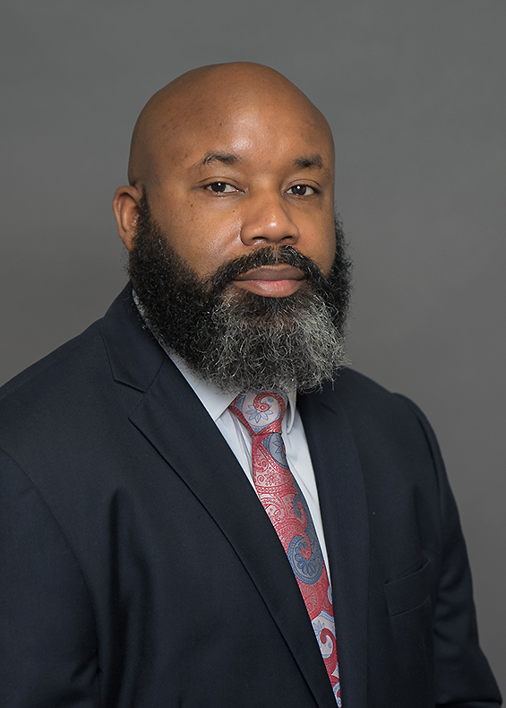 Gadsden State Music Director and instructor Desmond Mitchell